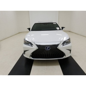 Lexus ES  Sedan/Limuzyna 2021,  2.5 benzyna, automat - Na sprzedaż za 98 400 zł - Katowice - zdjęcie 2