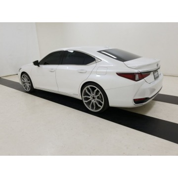 Lexus ES  Sedan/Limuzyna 2021,  2.5 benzyna, automat - Na sprzedaż za 98 400 zł - Katowice - zdjęcie 5