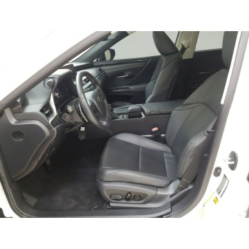 Lexus ES  Sedan/Limuzyna 2021,  2.5 benzyna, automat - Na sprzedaż za 98 400 zł - Katowice - zdjęcie 6