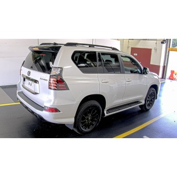 Lexus GX  SUV 2023,  4.6 benzyna, automat - Na sprzedaż za 325 950 zł - Katowice - zdjęcie 5