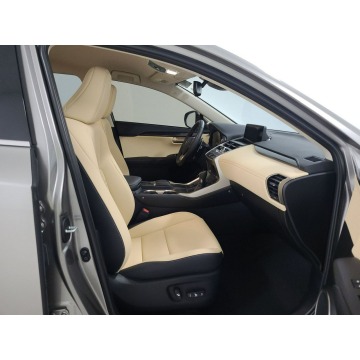 Lexus NX  SUV 2021,  2.0 benzyna, automat - Na sprzedaż za 221 031 zł - Katowice - zdjęcie 8