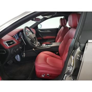 Maserati Ghibli  Sedan/Limuzyna 2022,  3.0 benzyna, automat - Na sprzedaż za 249 000 zł - Katowice - zdjęcie 8