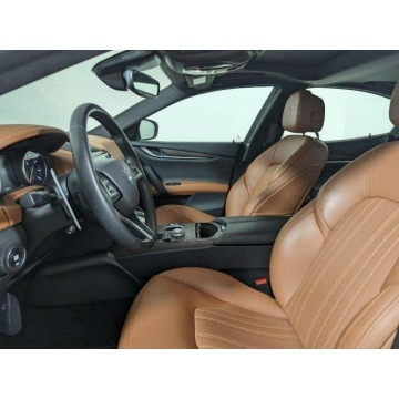 Maserati Ghibli  Sedan/Limuzyna 2022,  3.0 benzyna, automat - Na sprzedaż za 229 000 zł - Katowice - zdjęcie 5
