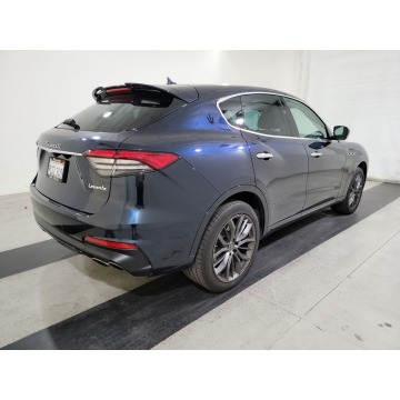 Maserati Levante  SUV 2022,  3.0 benzyna, automat - Na sprzedaż za 321 645 zł - Katowice - zdjęcie 5
