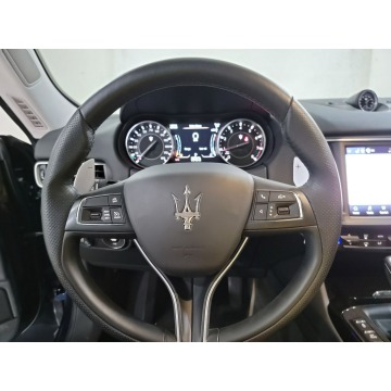 Maserati Levante  SUV 2022,  3.0 benzyna, automat - Na sprzedaż za 321 645 zł - Katowice - zdjęcie 8
