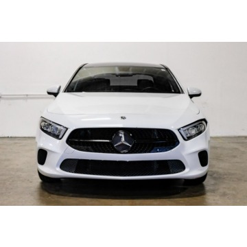 Mercedes - Benz A-klasa  Sedan/Limuzyna 2020,  2.0 benzyna, automat - Na sprzedaż za 96 500 zł - Katowice - zdjęcie 2