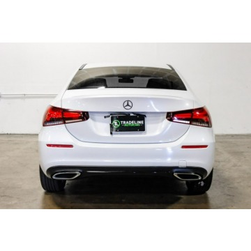 Mercedes - Benz A-klasa  Sedan/Limuzyna 2020,  2.0 benzyna, automat - Na sprzedaż za 96 500 zł - Katowice - zdjęcie 6