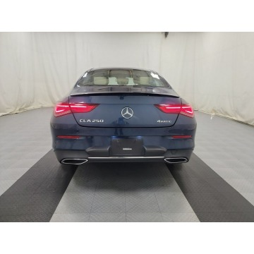Mercedes - Benz CLA-klasa  Sedan/Limuzyna 2021,  2.0 benzyna, automat - Na sprzedaż za 129 150 zł - Katowice - zdjęcie 5