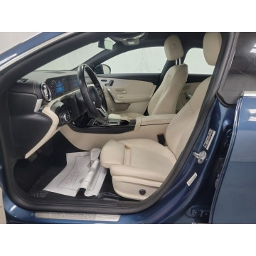 Mercedes - Benz CLA-klasa  Sedan/Limuzyna 2021,  2.0 benzyna, automat - Na sprzedaż za 129 150 zł - Katowice - zdjęcie 8