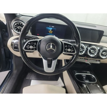 Mercedes - Benz CLA-klasa  Sedan/Limuzyna 2021,  2.0 benzyna, automat - Na sprzedaż za 129 150 zł - Katowice - zdjęcie 7