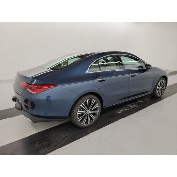 Mercedes - Benz CLA-klasa  Sedan/Limuzyna 2021,  2.0 benzyna, automat - Na sprzedaż za 130 380 zł - Katowice - zdjęcie 6