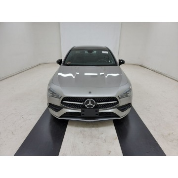 Mercedes CLA 250 - 2.0 automat