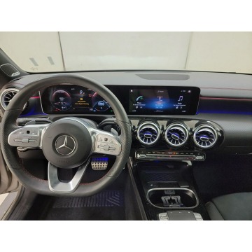 Mercedes - Benz CLA-klasa  Sedan/Limuzyna 2020,  2.0 benzyna, automat - Na sprzedaż za 125 460 zł - Katowice - zdjęcie 8