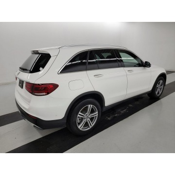 Mercedes - Benz GLC-klasa  SUV 2021,  2.0 benzyna, automat - Na sprzedaż za 146 985 zł - Katowice - zdjęcie 5