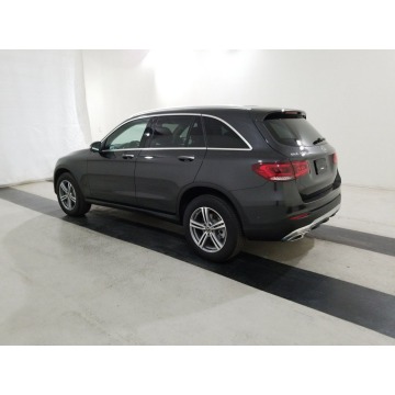 Mercedes - Benz GLC-klasa  SUV 2021,  2.0 benzyna, automat - Na sprzedaż za 170 970 zł - Katowice - zdjęcie 4