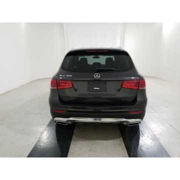 Mercedes - Benz GLC-klasa  SUV 2021,  2.0 benzyna, automat - Na sprzedaż za 170 970 zł - Katowice - zdjęcie 5