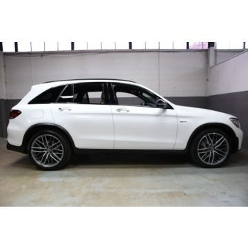 Mercedes - Benz GLC-klasa  SUV 2021,  4.0 benzyna, automat - Na sprzedaż za 244 770 zł - Katowice - zdjęcie 5