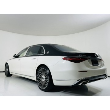 Mercedes - Benz   Sedan/Limuzyna 2021,  4.0 benzyna, automat - Na sprzedaż za 1 294 944 zł - Katowice - zdjęcie 7