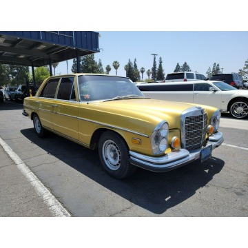 Mercedes - Benz  1973,  4.5 benzyna, automat - Na sprzedaż za 55 350 zł - Katowice - zdjęcie 3