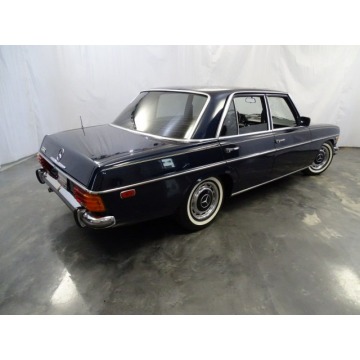 Mercedes - Benz   Sedan/Limuzyna 1976,  2.3 benzyna, automat - Na sprzedaż za 46 617 zł - Katowice - zdjęcie 4