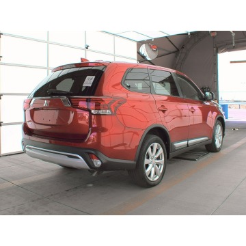 Mitsubishi Outlander  SUV 2020,  2.5 benzyna, automat - Na sprzedaż za 53 000 zł - Katowice - zdjęcie 8
