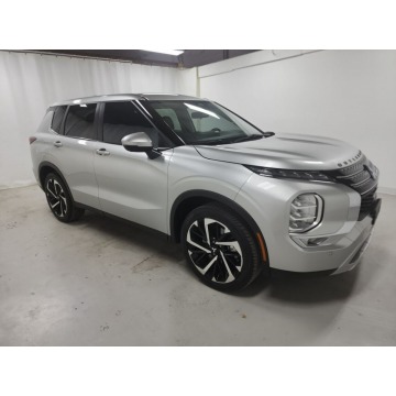 Mitsubishi Outlander  SUV 2022,  2.5 benzyna, automat - Na sprzedaż za 85 130 zł - Katowice - zdjęcie 6