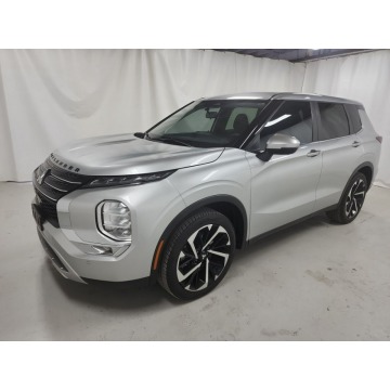 Mitsubishi Outlander  SUV 2022,  2.5 benzyna, automat - Na sprzedaż za 85 130 zł - Katowice - zdjęcie 3