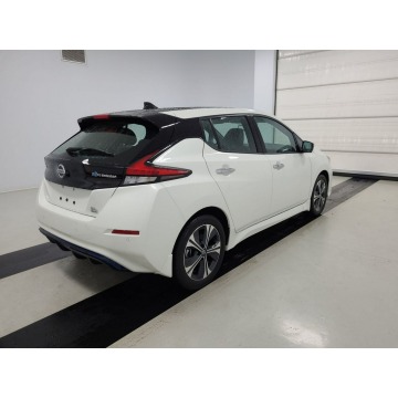 Nissan Leaf  Hatchback 2021 elektryczny, automat - Na sprzedaż za 170 109 zł - Katowice - zdjęcie 4