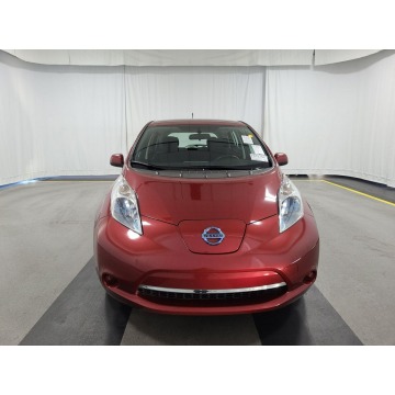 Nissan Leaf  Hatchback 2018 elektryczny, automat - Na sprzedaż za 105 781 zł - Katowice - zdjęcie 2