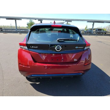 Nissan Leaf  Hatchback 2021 elektryczny, automat - Na sprzedaż za 175 000 zł - Katowice - zdjęcie 5