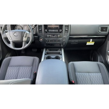 Nissan Titan 2023,  5.6 benzyna, automat - Na sprzedaż za 162 900 zł - Katowice - zdjęcie 6