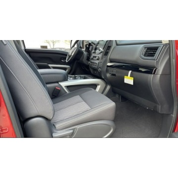 Nissan Titan 2023,  5.6 benzyna, automat - Na sprzedaż za 162 900 zł - Katowice - zdjęcie 8