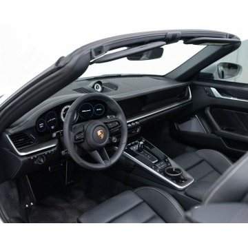Porsche 911  Kabriolet 2022,  3.8 benzyna - Na sprzedaż za 1 291 500 zł - Katowice - zdjęcie 7