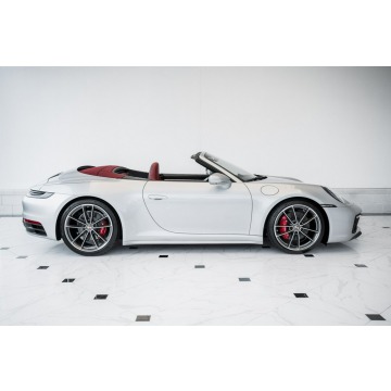 Porsche 911  Kabriolet 2021,  3.8 benzyna - Na sprzedaż za 1 104 540 zł - Katowice - zdjęcie 7