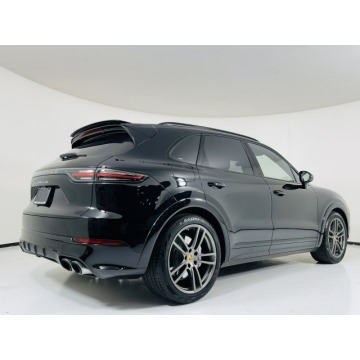 Porsche Cayenne  SUV 2020,  4.0 benzyna, automat - Na sprzedaż za 464 940 zł - Katowice - zdjęcie 4