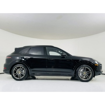 Porsche Cayenne  SUV 2020,  4.0 benzyna, automat - Na sprzedaż za 464 940 zł - Katowice - zdjęcie 8