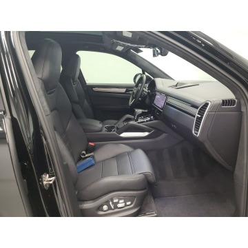 Porsche Cayenne  Sedan/Limuzyna 2021,  4.0 hybryda, automat - Na sprzedaż za 482 160 zł - Katowice - zdjęcie 8