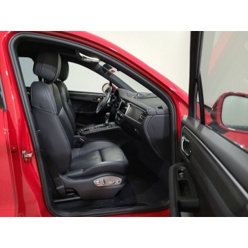 Porsche Macan  SUV 2021,  2.9 benzyna, automat - Na sprzedaż za 279 210 zł - Katowice - zdjęcie 8