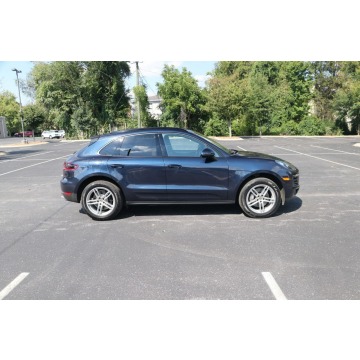 Porsche Macan  SUV 2018,  2.0 benzyna, automat - Na sprzedaż za 214 020 zł - Katowice - zdjęcie 5