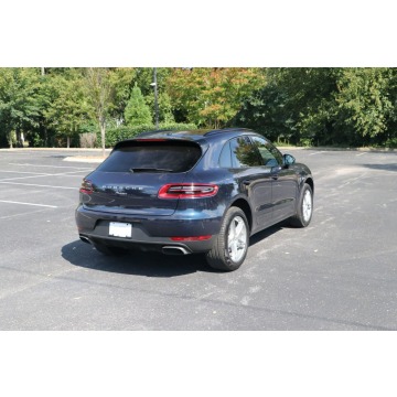 Porsche Macan  SUV 2018,  2.0 benzyna, automat - Na sprzedaż za 214 020 zł - Katowice - zdjęcie 6