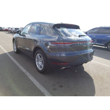 Porsche Macan  SUV 2020,  2.0 benzyna, automat - Na sprzedaż za 232 470 zł - Katowice - zdjęcie 6