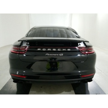 Porsche Panamera  SUV 2020,  2.9 benzyna, automat - Na sprzedaż za 307 500 zł - Katowice - zdjęcie 5