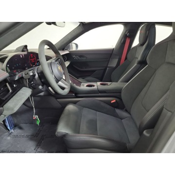 Porsche Taycan  Sedan/Limuzyna 2023 elektryczny, automat - Na sprzedaż za 504 300 zł - Katowice - zdjęcie 8