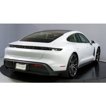 Porsche Taycan  Sedan/Limuzyna 2022 elektryczny, automat - Na sprzedaż za 339 480 zł - Katowice - zdjęcie 3