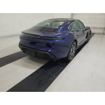Porsche Taycan  Hatchback 2020 elektryczny, automat - Na sprzedaż za 375 642 zł - Katowice - zdjęcie 4