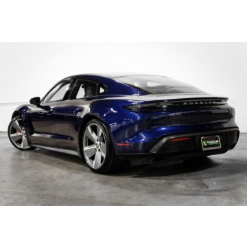 Porsche Taycan  Sedan/Limuzyna 2021 elektryczny, automat - Na sprzedaż za 362 850 zł - Katowice - zdjęcie 5