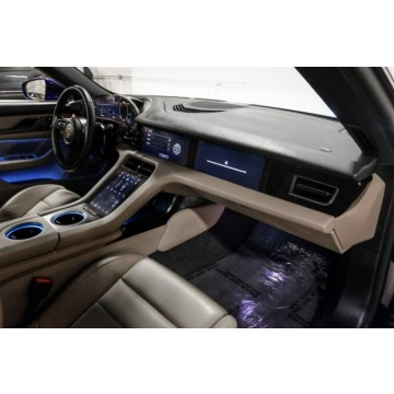 Porsche Taycan  Sedan/Limuzyna 2021 elektryczny, automat - Na sprzedaż za 362 850 zł - Katowice - zdjęcie 6