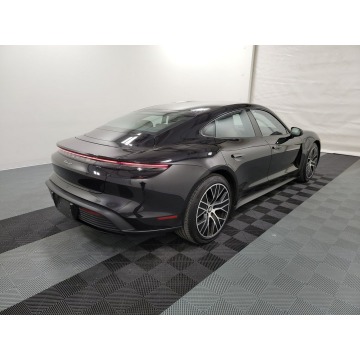 Porsche Taycan  Sedan/Limuzyna 2021 elektryczny, automat - Na sprzedaż za 312 978 zł - Katowice - zdjęcie 6