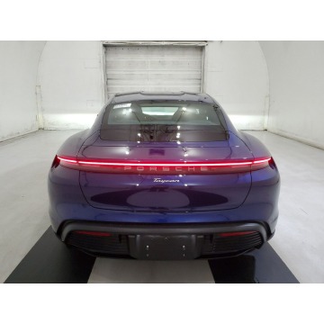 Porsche Taycan  Sedan/Limuzyna 2021 elektryczny, automat - Na sprzedaż za 343 170 zł - Katowice - zdjęcie 5