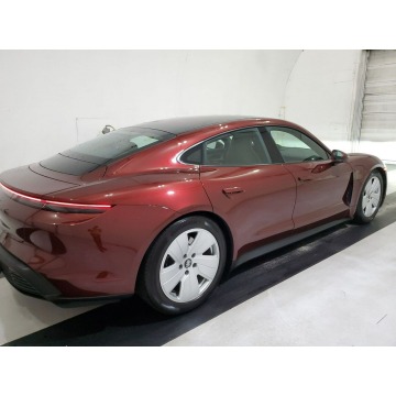 Porsche Taycan  Sedan/Limuzyna 2021 elektryczny, automat - Na sprzedaż za 424 350 zł - Katowice - zdjęcie 4